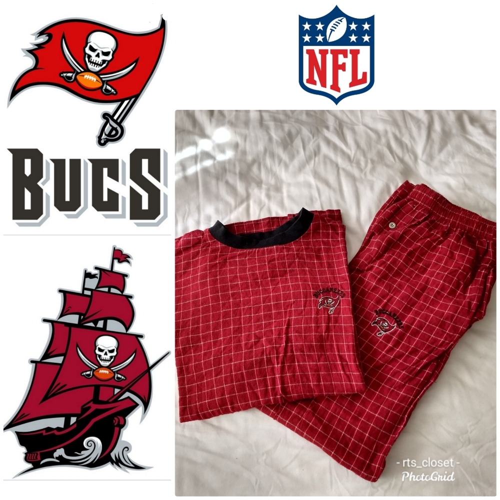 Buccaneers pyjamas set